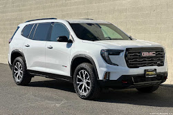 2024 GMC Acadia AT4