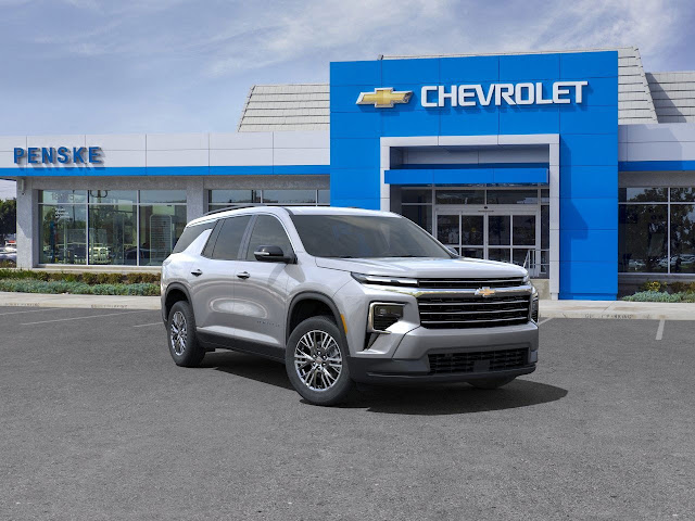 2025 Chevrolet Traverse LT