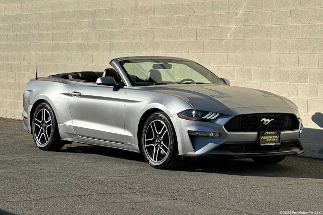 2020 Ford Mustang EcoBoost Premium