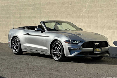 2020 Ford Mustang