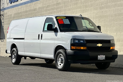 2023 Chevrolet Express 2500