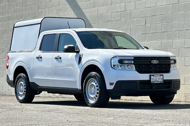2023 Ford Maverick XL