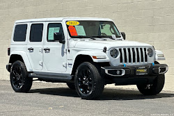 2022 Jeep Wrangler 