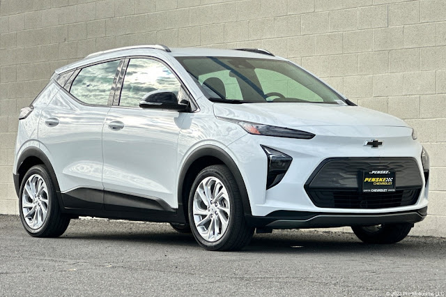 2023 Chevrolet Bolt EUV LT