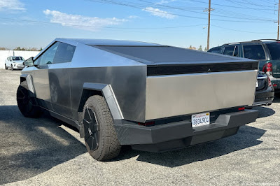 2024 Tesla Cybertruck