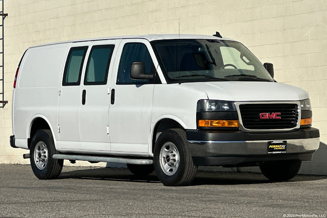 2023 GMC Savana 2500 Work Van