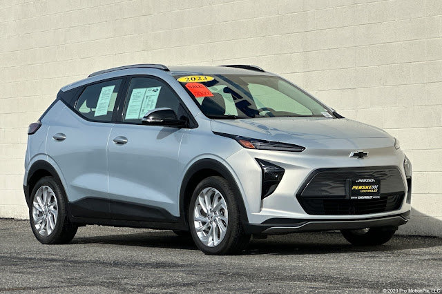 2023 Chevrolet Bolt EUV LT