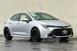 2023 Toyota Corolla Hatchback SE