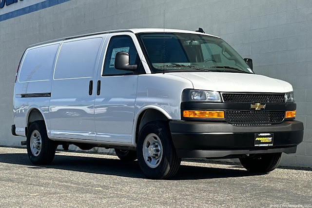 2026 Chevrolet Express 2500 Work Van