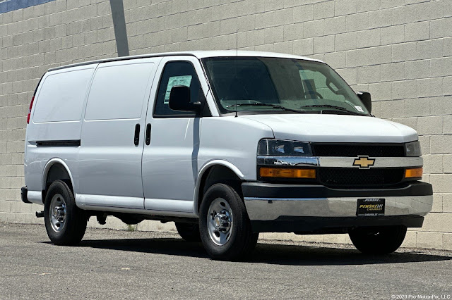 2026 Chevrolet Express 2500 Work Van