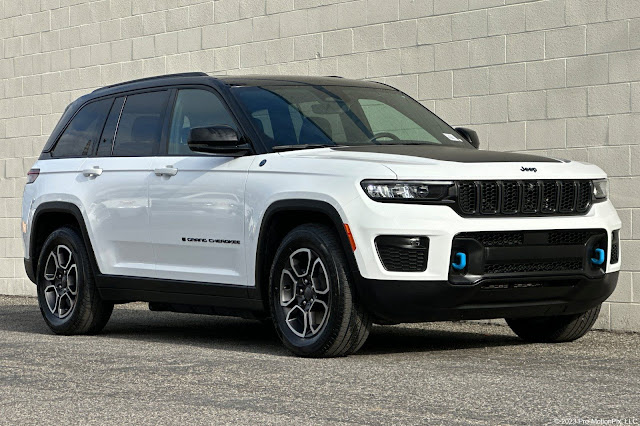 2023 Jeep Grand Cherokee Trailhawk 4xe