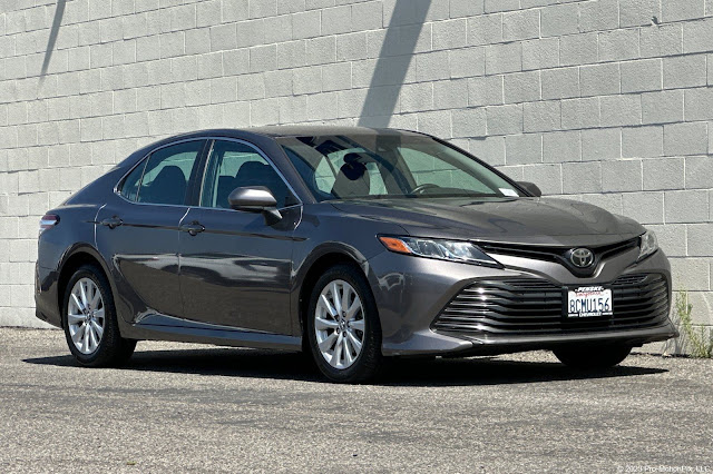 2018 Toyota Camry LE