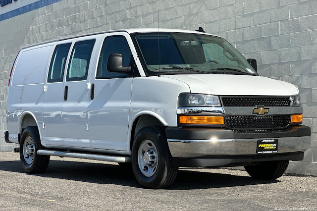 2025 Chevrolet Express 2500 Work Van