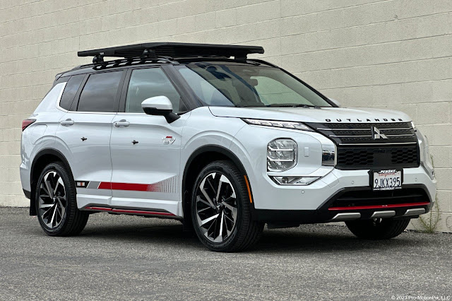 2023 Mitsubishi Outlander PHEV 