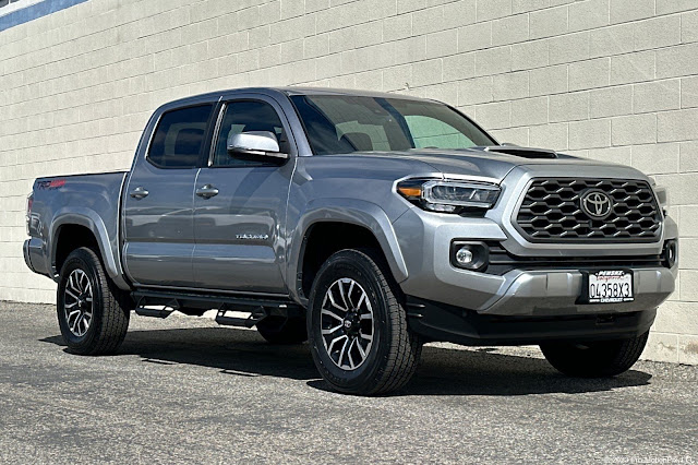 2023 Toyota Tacoma TRD Sport