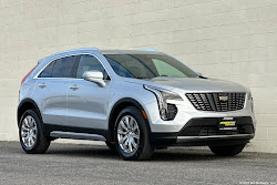 2022 Cadillac XT4 Premium Luxury