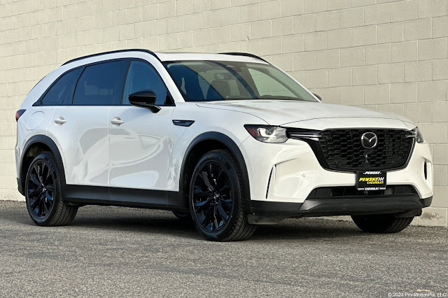 2025 Mazda CX-90 PHEV Premium