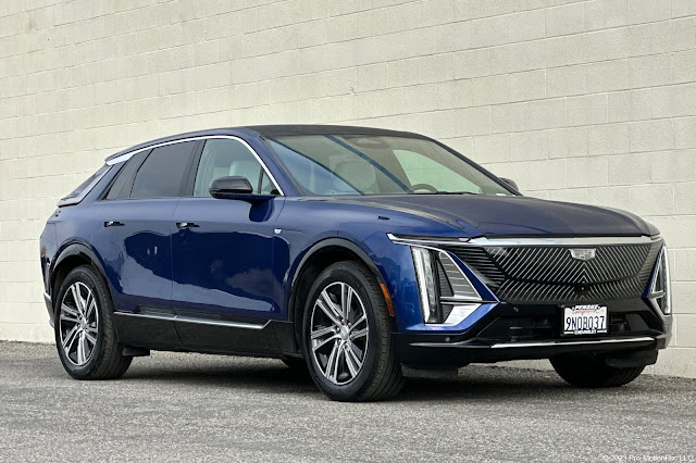 2024 Cadillac LYRIQ Luxury